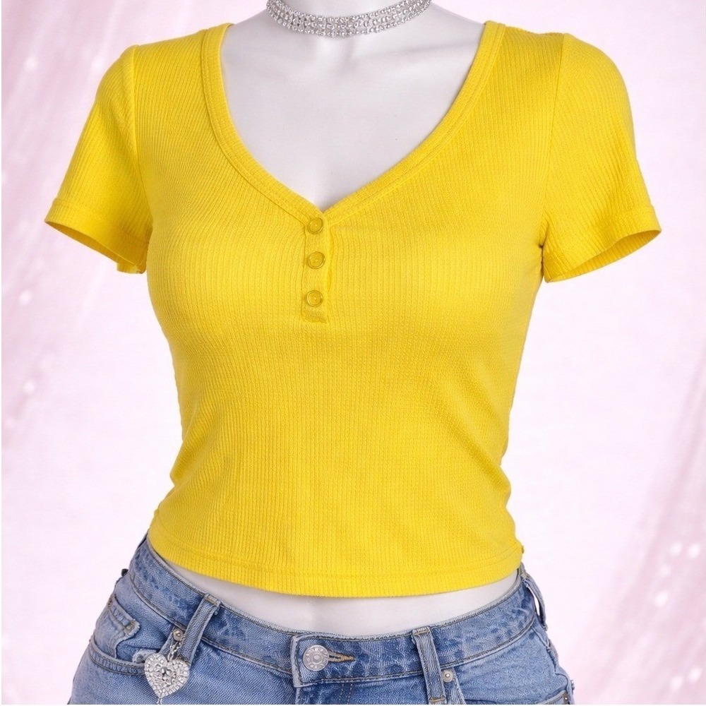 Y2K Henley Crop Top Womens Small‎ Yellow Babydoll Bella Swan Ribbed Mallcore
